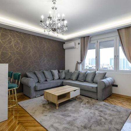 Jednosobni Apartman Ted - One Bedroomed Apartment Ted Sajmiste ภายนอก รูปภาพ