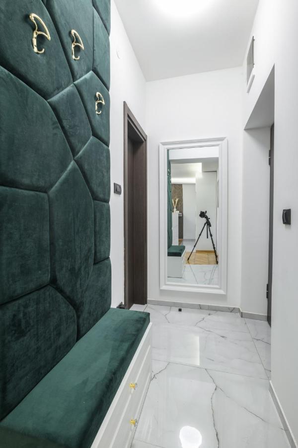 Jednosobni Apartman Ted - One Bedroomed Apartment Ted Sajmiste ภายนอก รูปภาพ